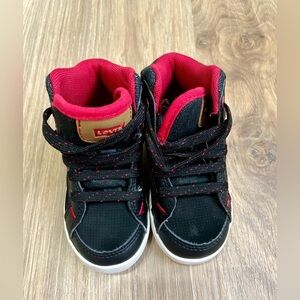 Levi's New Kids Toddler Shoe Size 7 Black Canvas Sneaker High Top W/Red eyelets